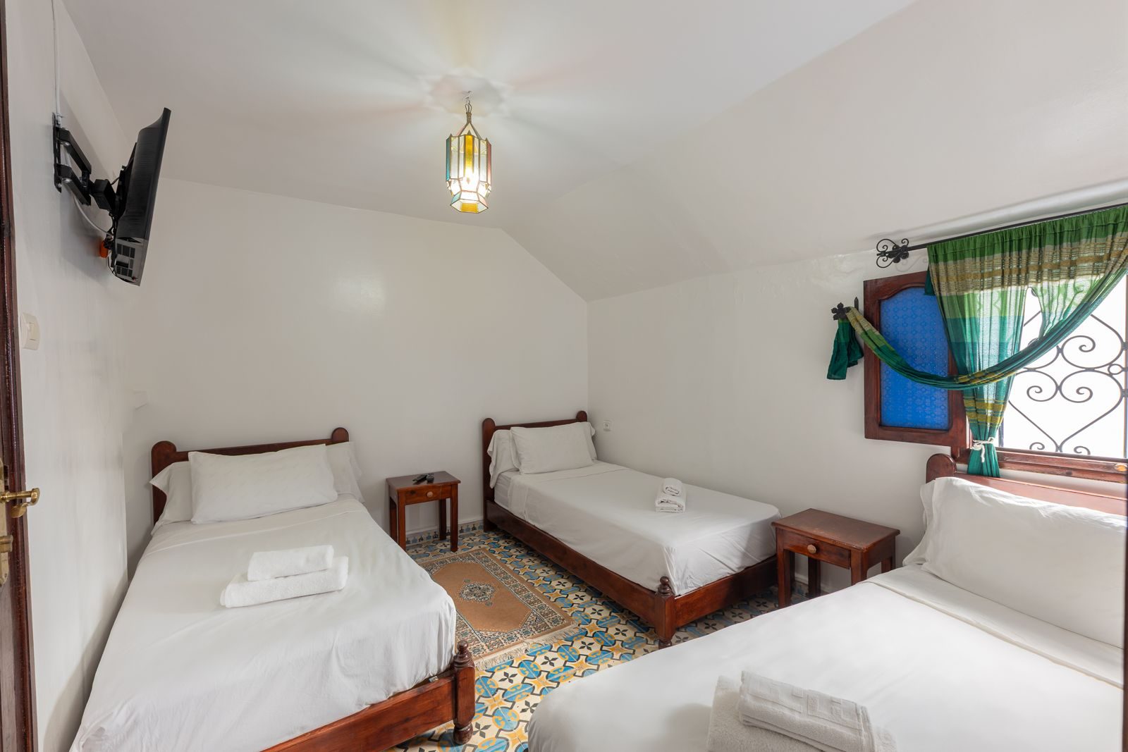 Triple Room — Photo 2